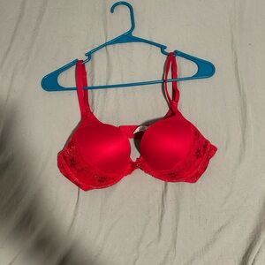 Victoria's Secret Vibrant Red Lace Bra
